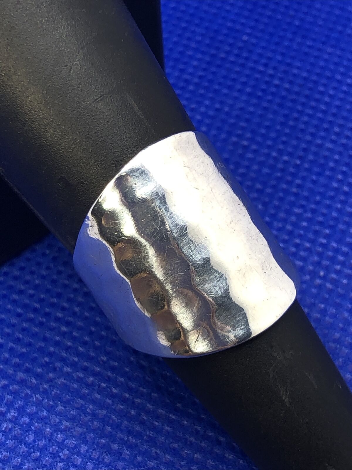 Designer 925 Sterling Silver Modernist Hammered Statement Cigar Band Ring