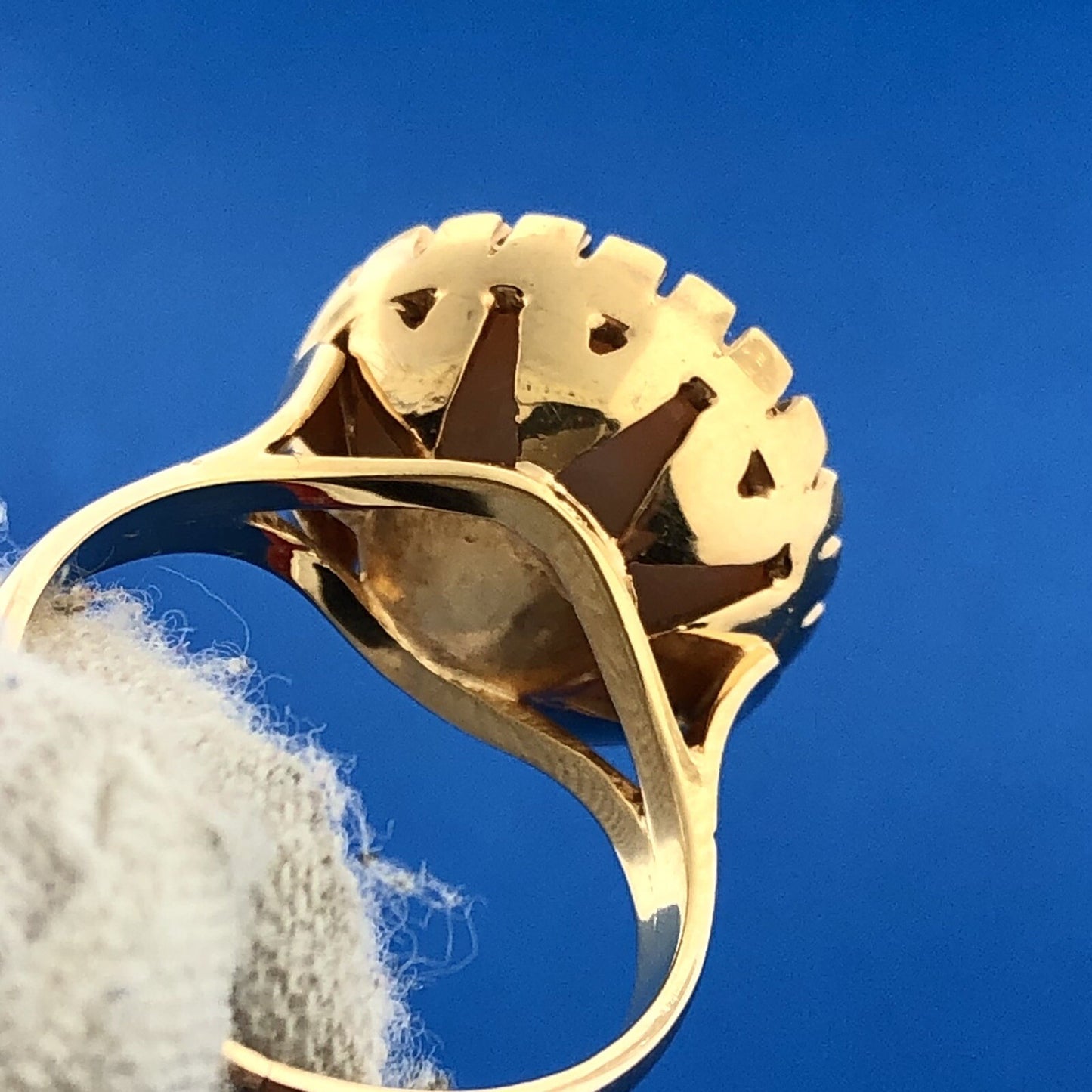 Vintage Estate 14k Yellow Gold Solitaire White Pearl Dome Ring Size 7.25