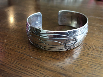 Vintage Navajo Fannie Platero 925 Sterling Silver Concho Style Cuff Bracelet