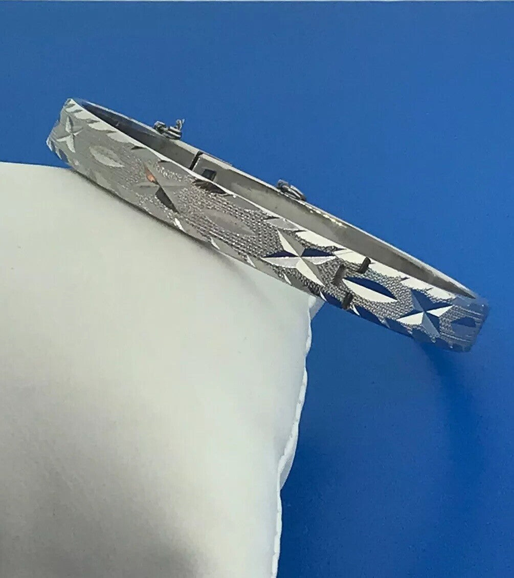 Retro 18K White Rolled Gold Plated X O Diamond Cut Etched Hinged Cuff Bracelet
