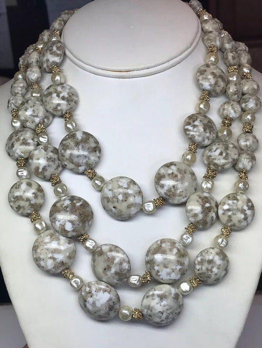 Vintage Gold Tone Pearl Nugget Lucite Faux Agate Bead Three Strand Drop Necklace