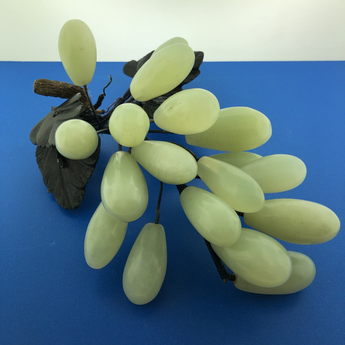 Mid Century Green Jade Hand Carved Leaves Large Long Grape Cluster Decorative
