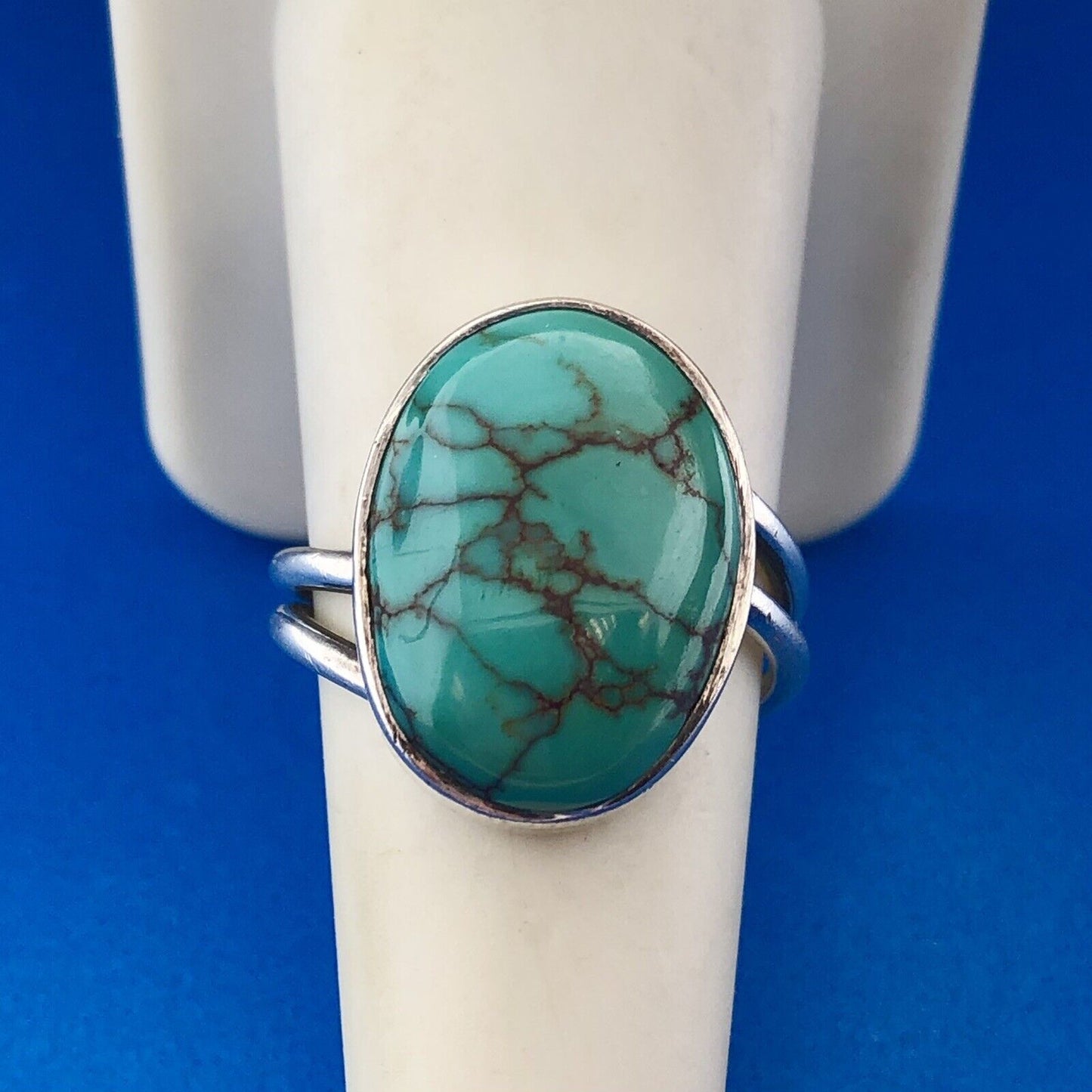 Lovely Sterling Silver 925 Oval Cabochon Turquoise December Ring Size 7.5