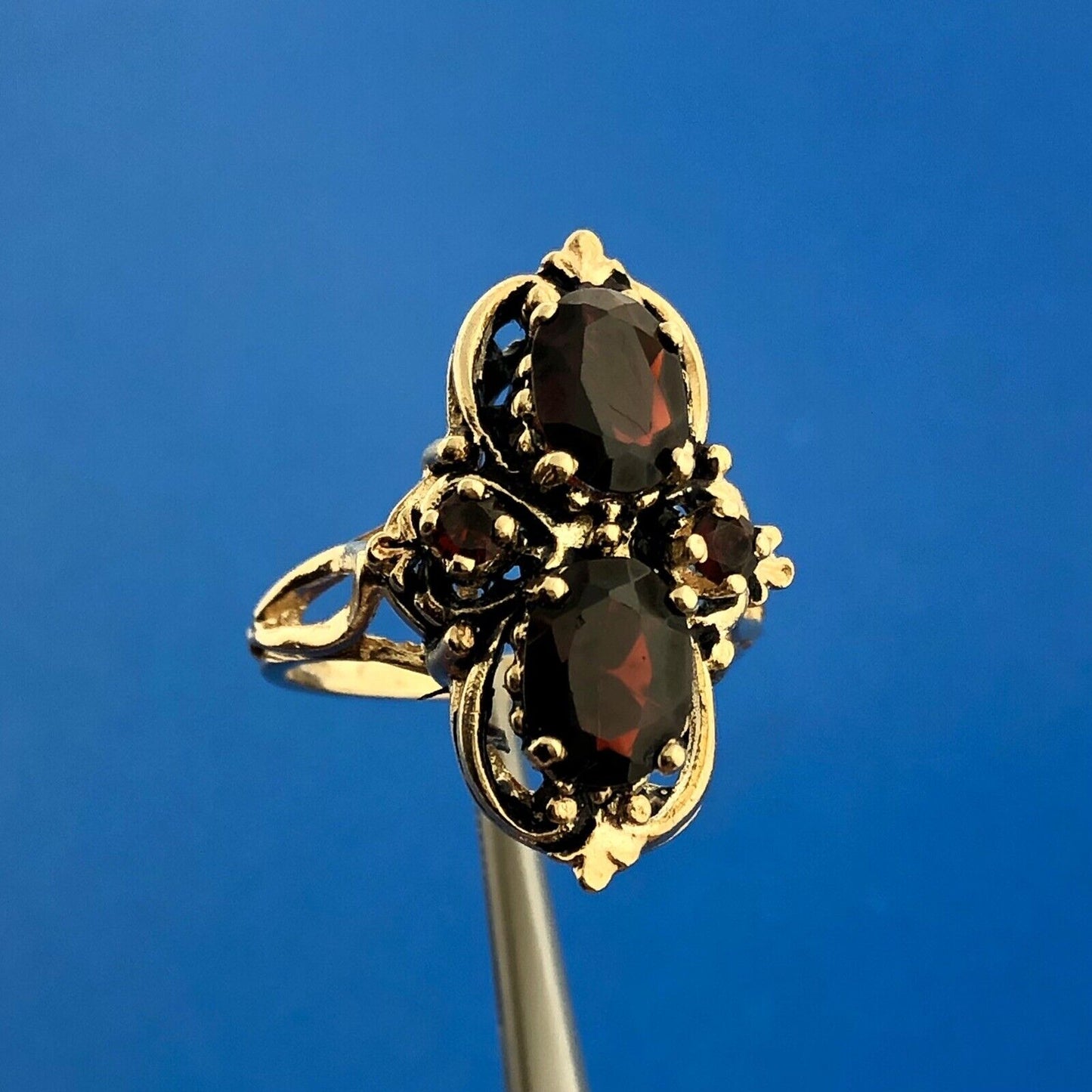 Vintage 14k Yellow Gold Oval Round Cut Red Garnet Statement Ring Size 7.5