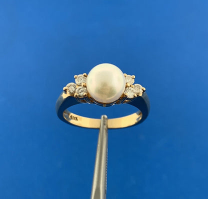 Designer 14k Yellow Gold White Pearl Round Cut Diamond Accent Ring Size 6.5