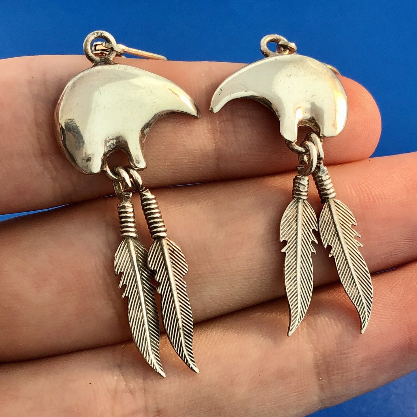 Gene Nataan Navajo 925 Sterling Silver Bear Feather Concho Drop Dangle Earrings