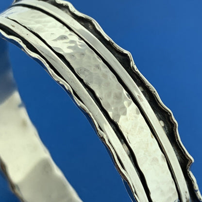 Retro Modernist Artisan 925 Sterling Silver Hammered 3D Spinner Bangle Bracelet
