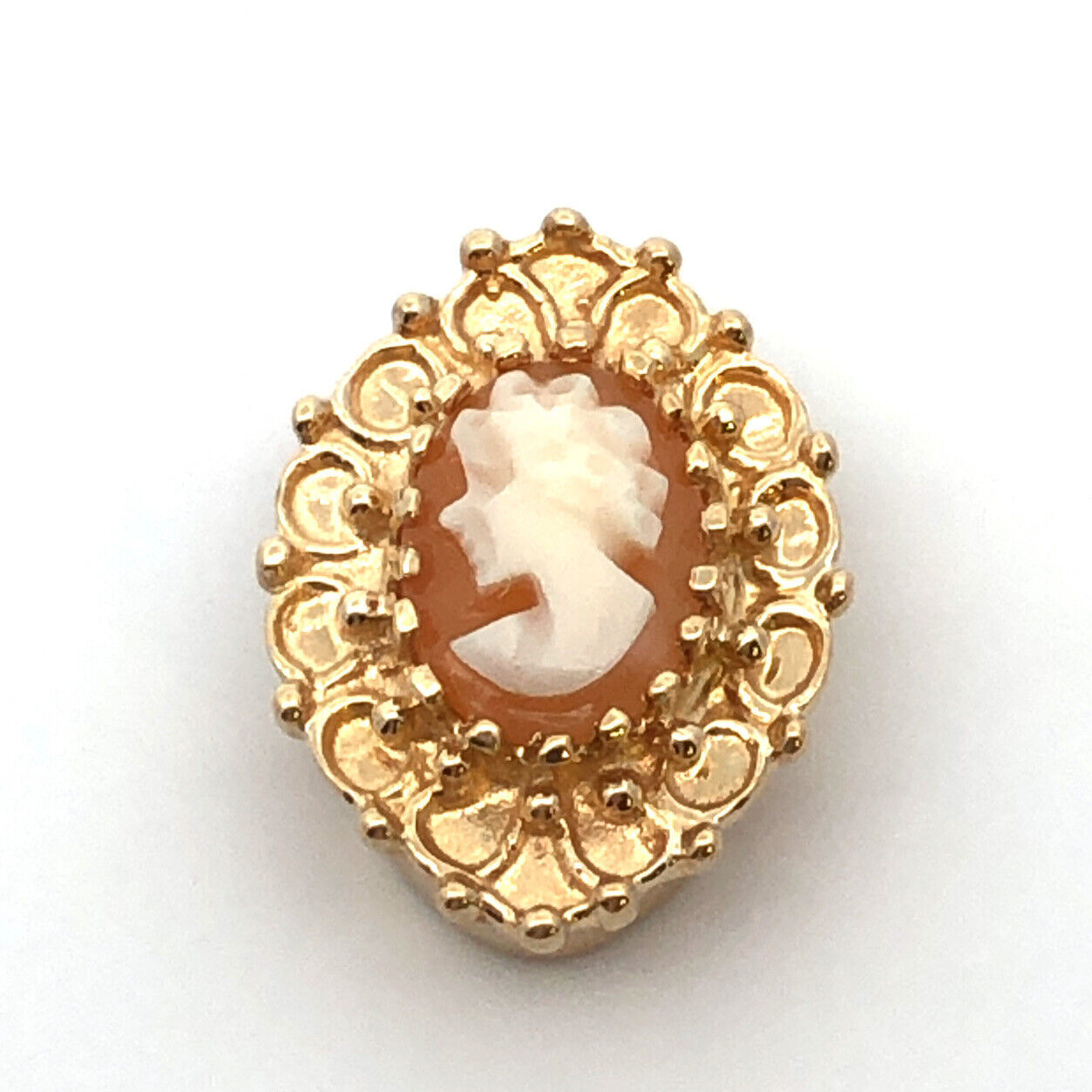 Designer KLJCI 14K Yellow Gold Oval Cameo Detailed Slide Charm