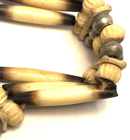 Vintage Native American White Leather Onyx Silver Plated Resin Bead Necklace