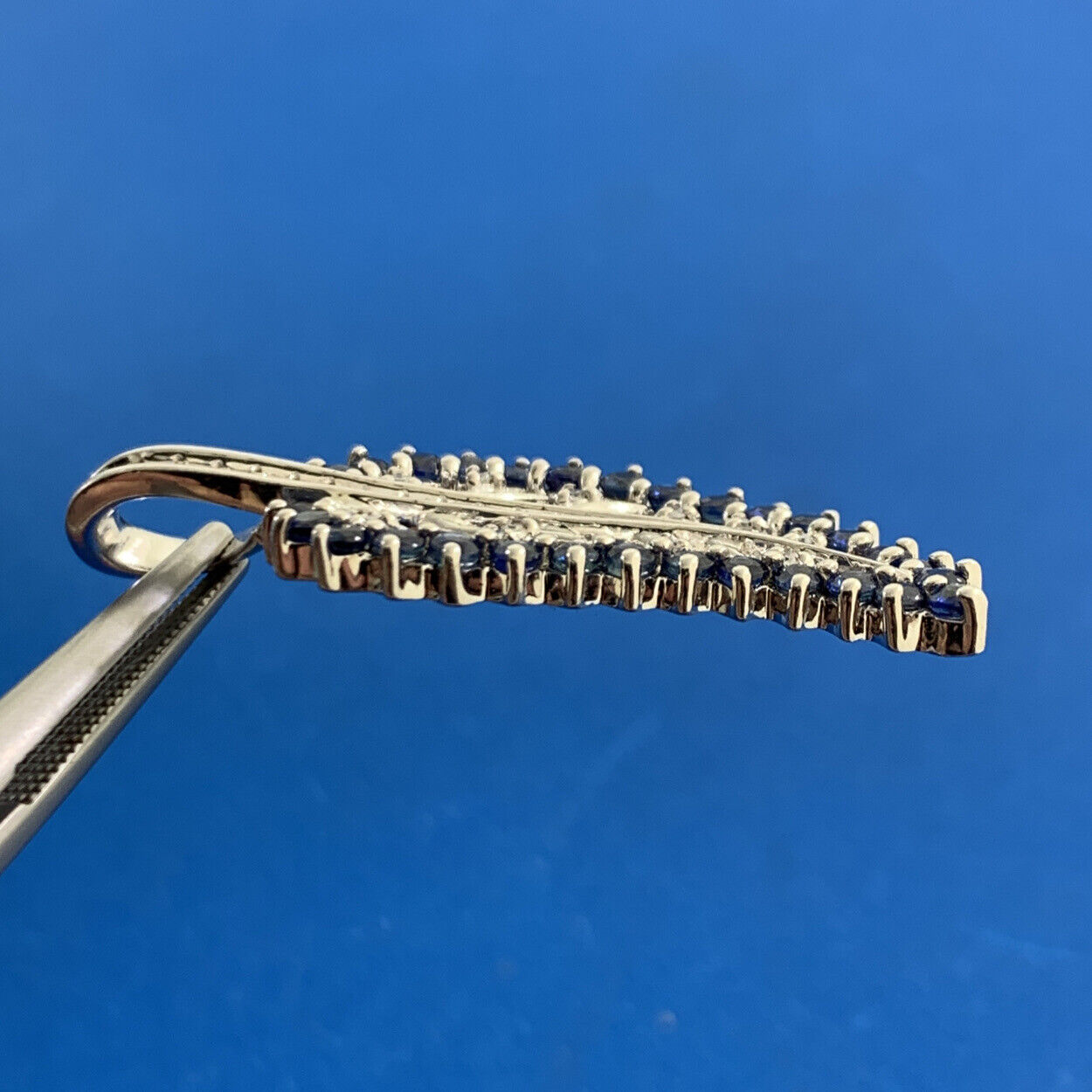 Designer GRP Blue Sapphire Diamond 925 Sterling Silver Leaf Nature Pendant