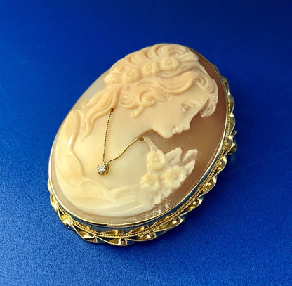 Victorian 14K Yellow Gold Oval Carved Cameo Diamond Accent Pin Brooch Pendant