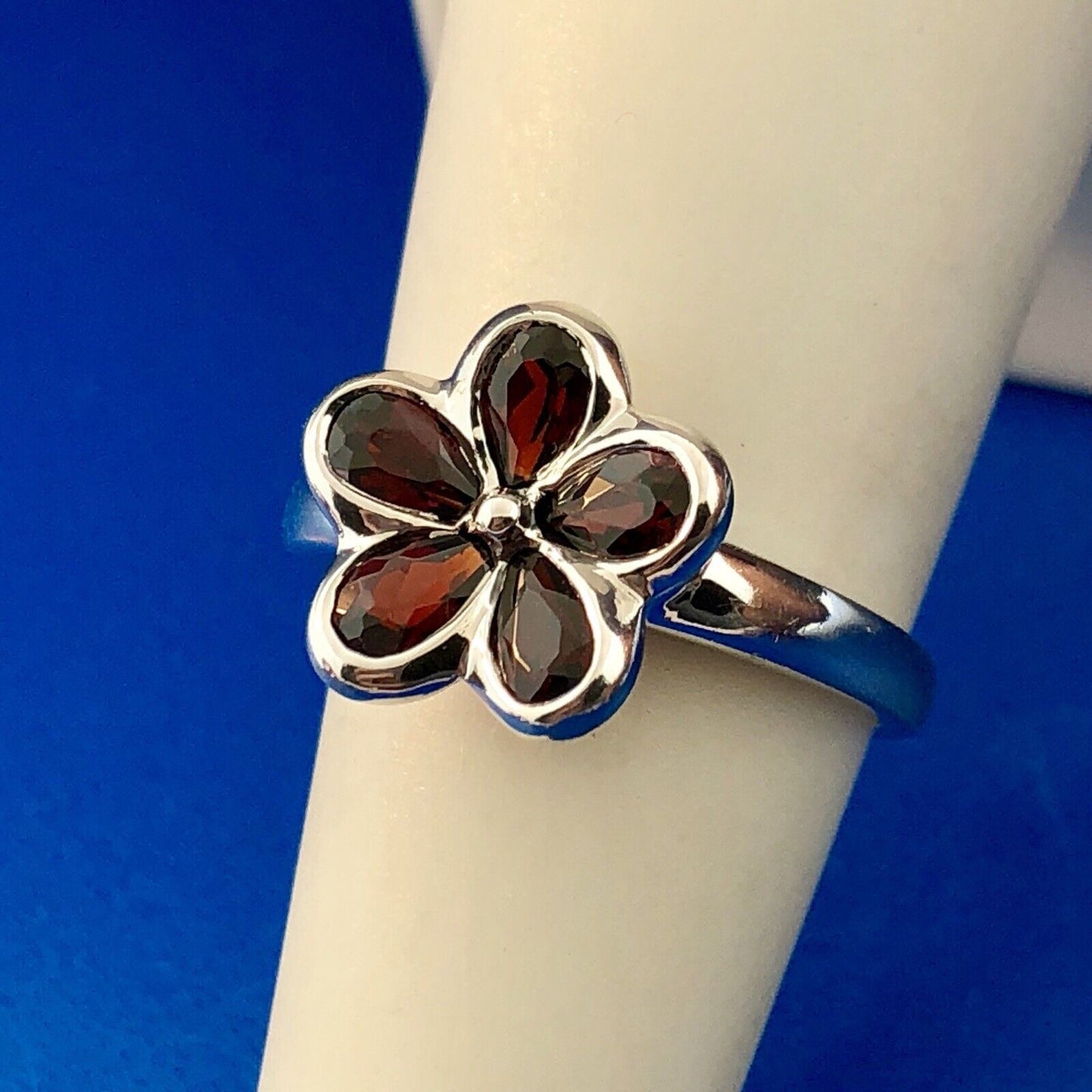 Designer 925 Sterling Silver Garnet Flower January Birthday Occasion Ring