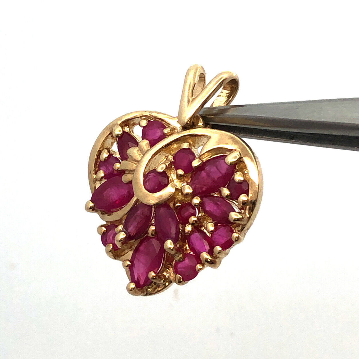 Vintage 10K Yellow Gold Marquise Round Ruby Cluster Heart Pendant