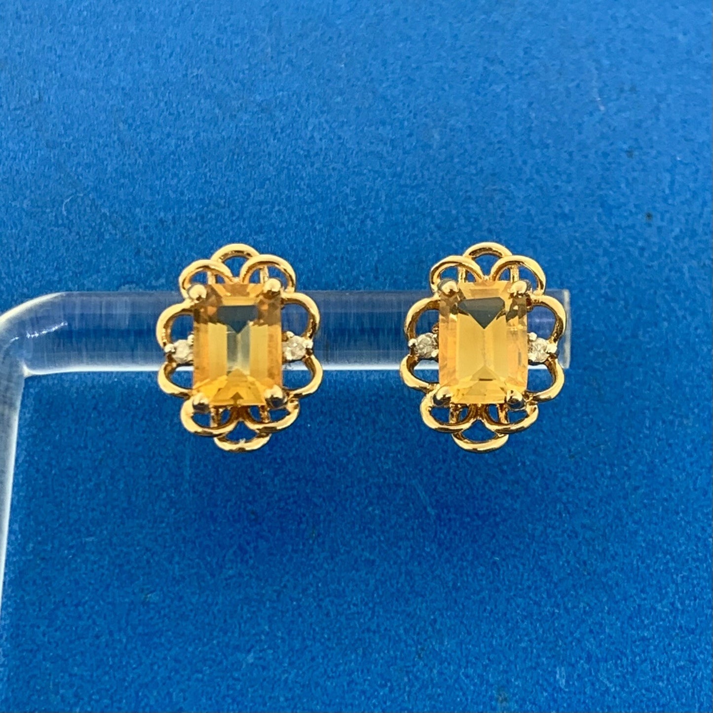 Designer 14K Yellow Gold Citrine Diamond November Anniversary Stud Earrings