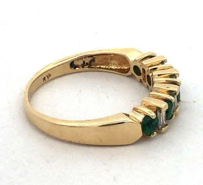 Designer 14K Yellow Gold Green Emeralds Diamond Wedding Anniversary Band Ring