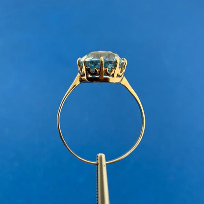 14K Yellow Gold Oval Blue Spinel Solitaire August Birthday Anniversary Ring