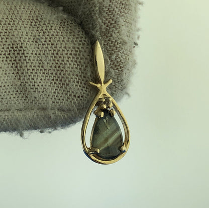Gorgeous 14k Yellow Gold Cabochon Pear Hematite Diamond Teardrop Pendant