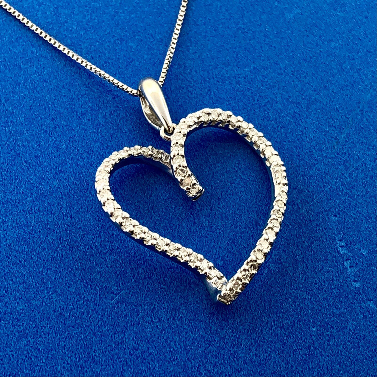 Designer 14K White Gold Diamond Infinity Heart Sweetheart Anniversary Necklace