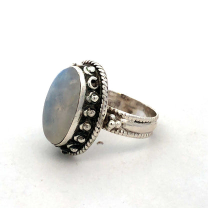 Vintage 925 Sterling Silver Oval Cabochon Rainbow Moonstone Statement Dome Ring