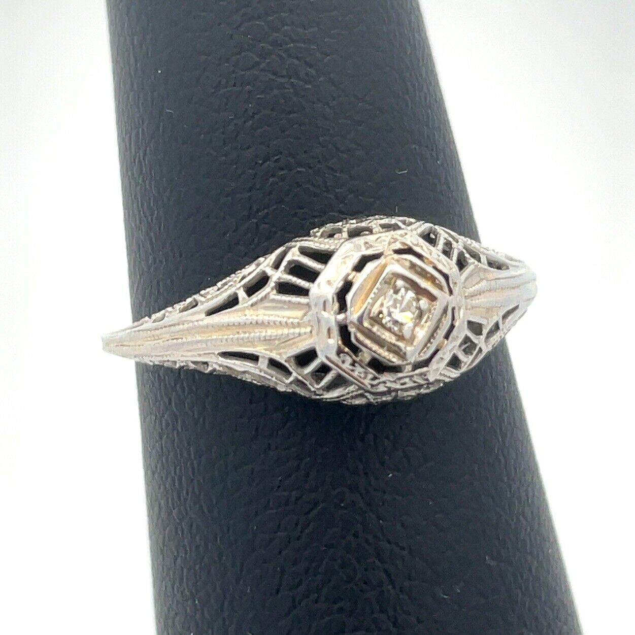 Vintage Designer Art Deco 18K White Gold Diamond Filigree Engagement Ring