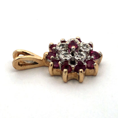 Vintage 14K Yellow Gold Round Ruby Diamond Cluster Flower Pendant