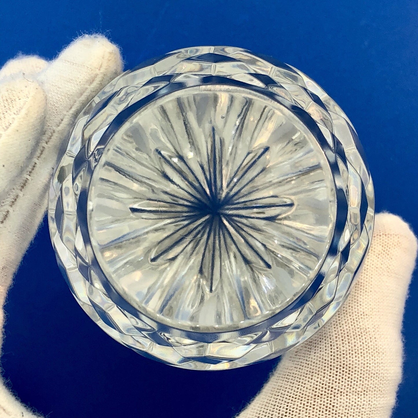 Vintage Handcrafted Poland 24% PbO Crystal Annual Egg Figurine Paperweight