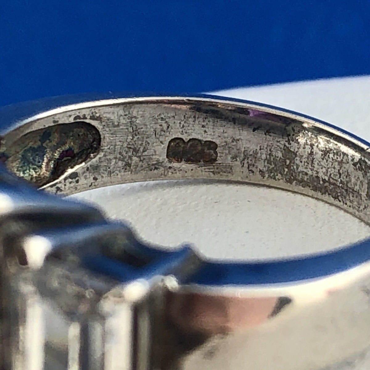 Dramatic Sterling Silver 925 Purple White CZ Statement Fashion Cocktail Ring