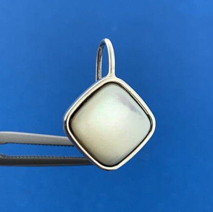 Designer 925 Sterling Silver Mother Of Pearl Square Dangle Drop Earrings
