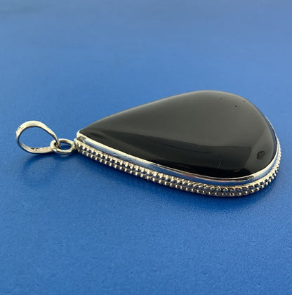 Stunning Sterling Silver 925 Cabochon Wide Onyx Teardrop Dangle Pendant