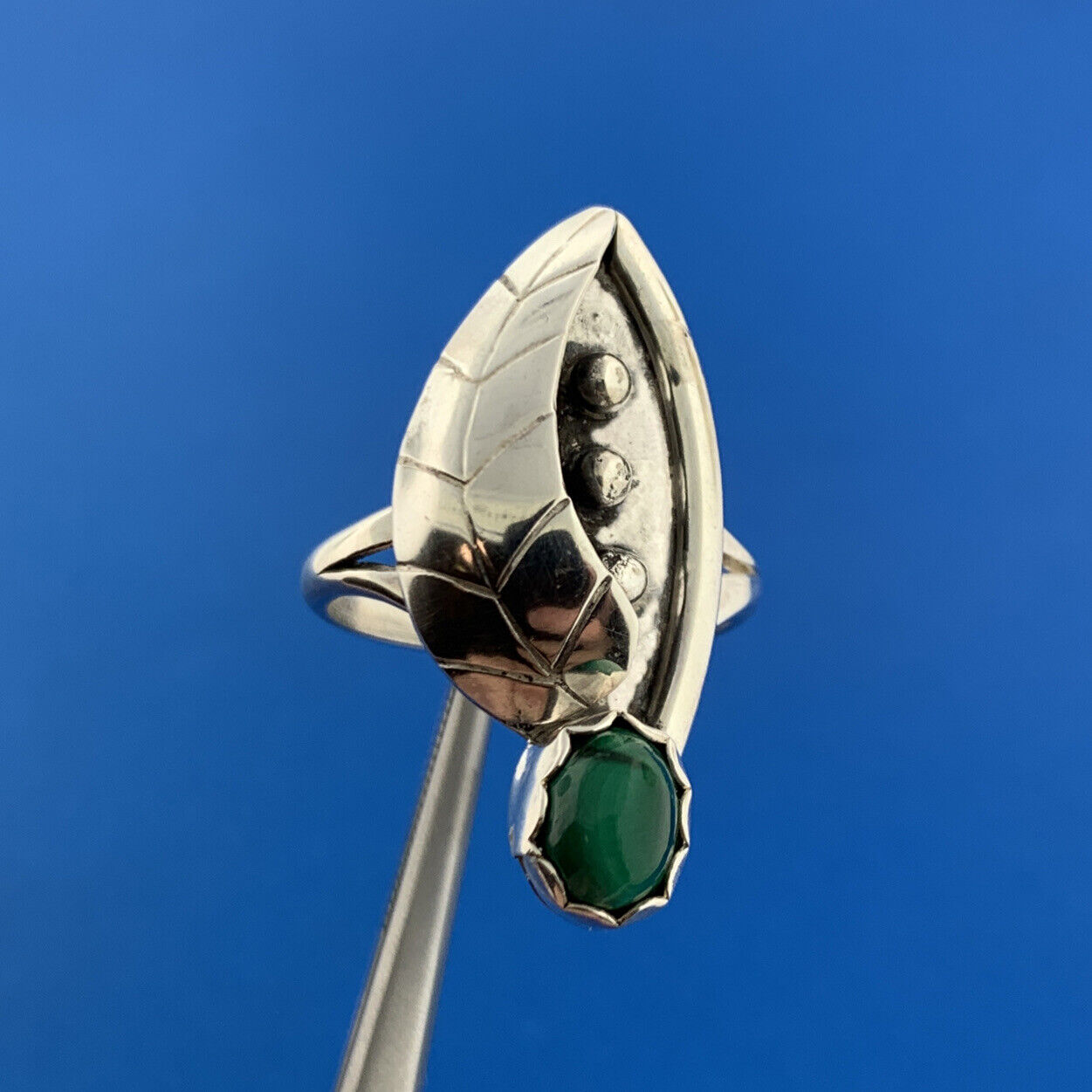 Stunning Sterling Silver 925 Cabochon Oval Green Malachite Floral Ring Size 8