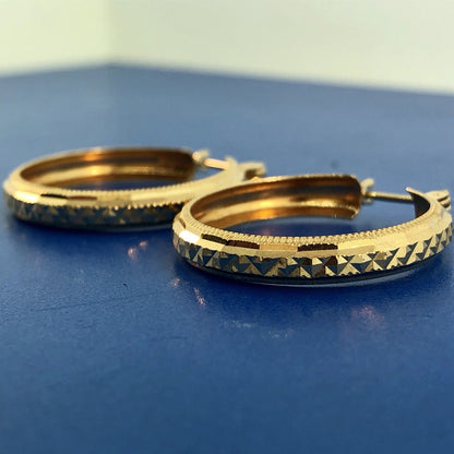 Elegant Designer 14K Yellow Gold Diamond Cut Textured Hoop Earrings
