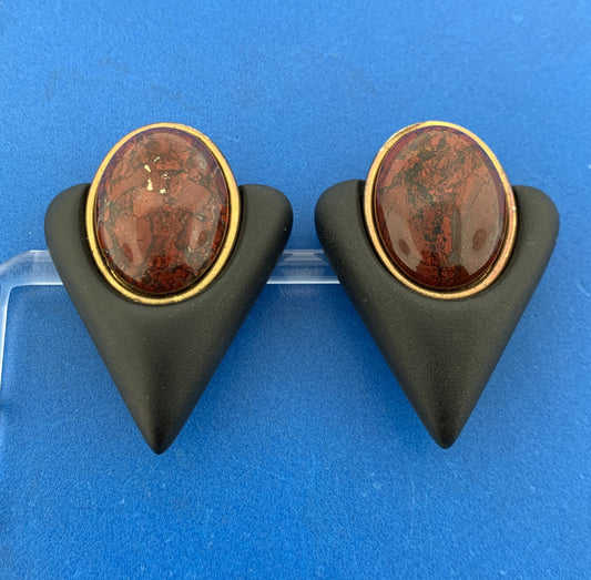 Vintage Modernist Red Jasper Black Resin Triangular Statement Clip On Earrings