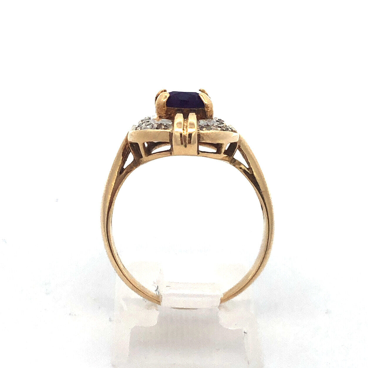 Vintage 14K Yellow Gold Oval Amethyst Diamond Halo Statement Anniversary Ring