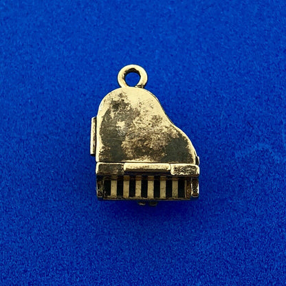 Vintage Wells Sterling Silver 925 Gold Wash Grand Baby Piano Movable Charm