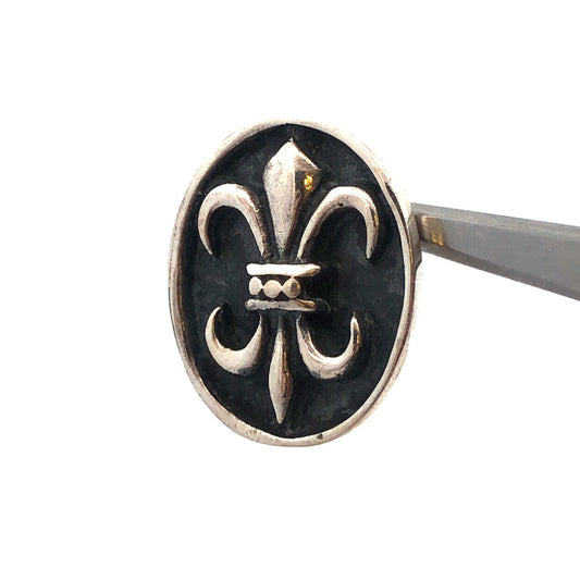 Mexican 925 Sterling Silver Fleur De Lis Oval Pendant