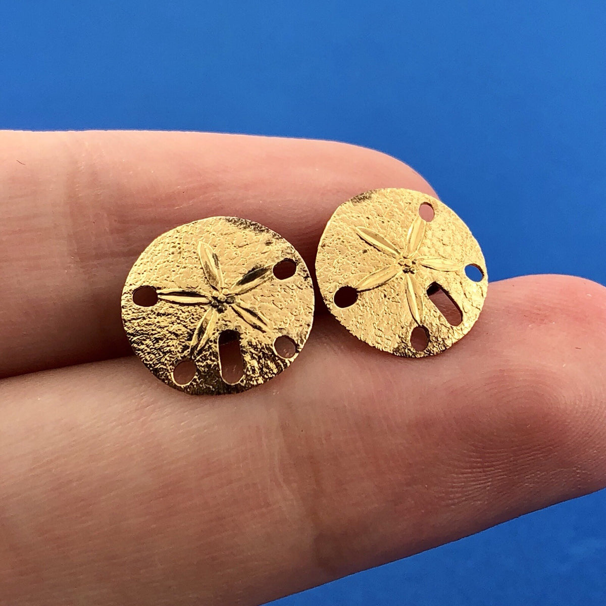 Sterling Silver Vermeil 925 Sand Dollar Sea Ocean Paradise Stud Earrings