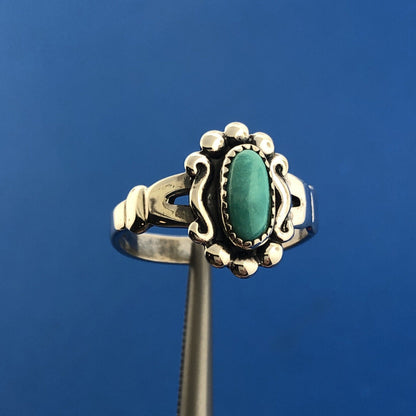 Stunning Sterling Silver Native American Cabochon Turquoise Oval Ring Size 5