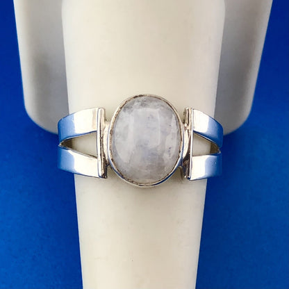 Retro 925 Sterling Silver Oval Moonstone Cabochon Modernist Ring