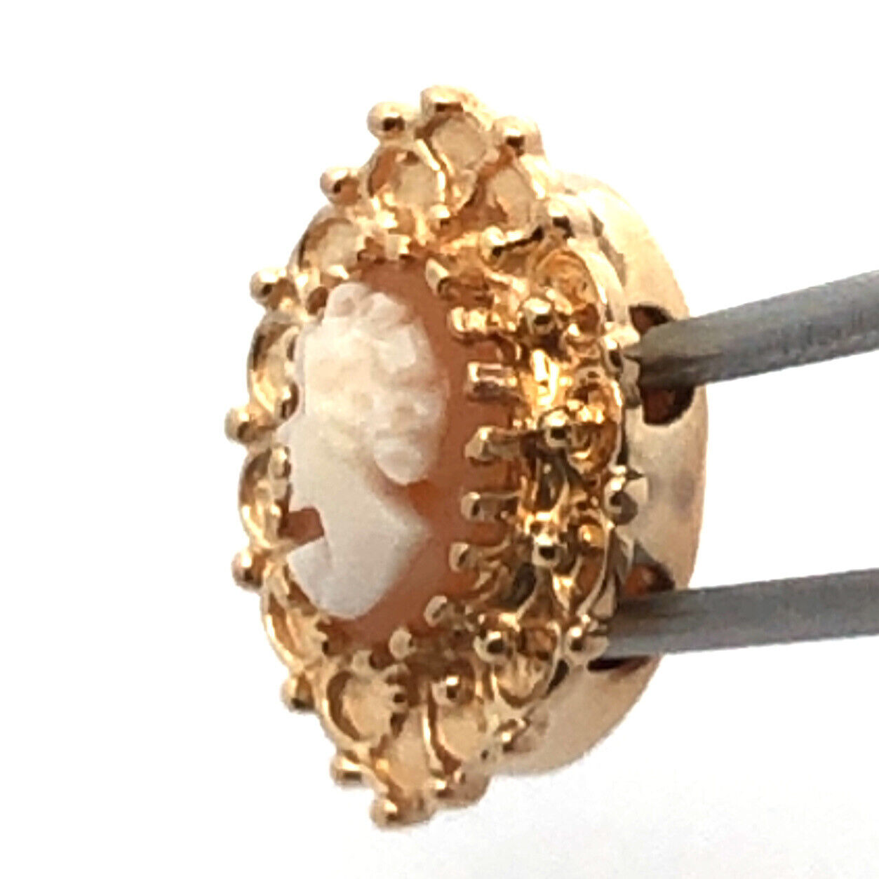 Designer KLJCI 14K Yellow Gold Oval Cameo Detailed Slide Charm