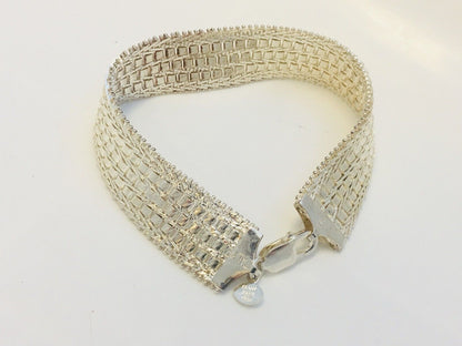 Karizia Spa KA 1772 La Dea Bendata 925 Sterling Silver Wide Textured Bracelet