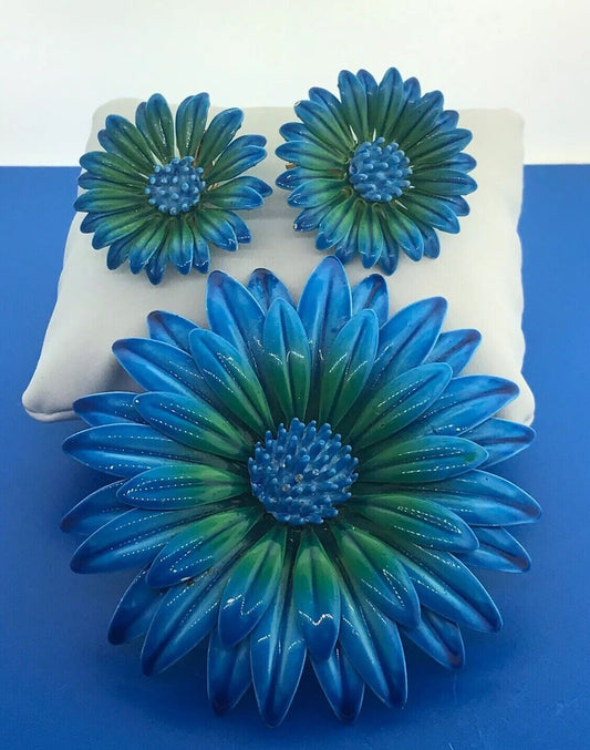 Retro Painted Metal Blue Green Daisy Mum Statement Brooch Clip Earrings Set