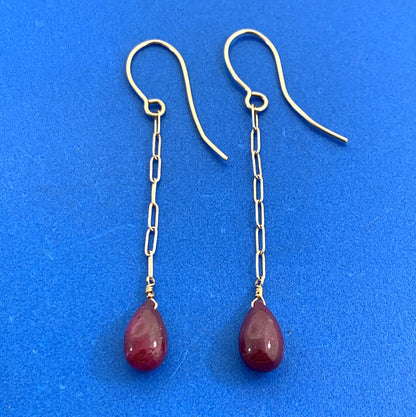 Modernist 14K Yellow Gold Ruby Teardrop Paper Clip Chain Dangle Earrings
