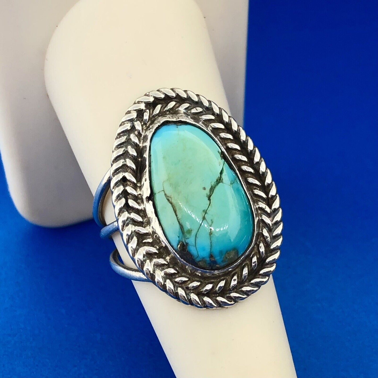 Stunning Sterling Silver 925 Cabochon Turquoise Ring Size 7.5