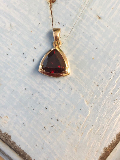 10K Yellow Gold Trillion Cut Garnet January Birthday Anniversary Pendant