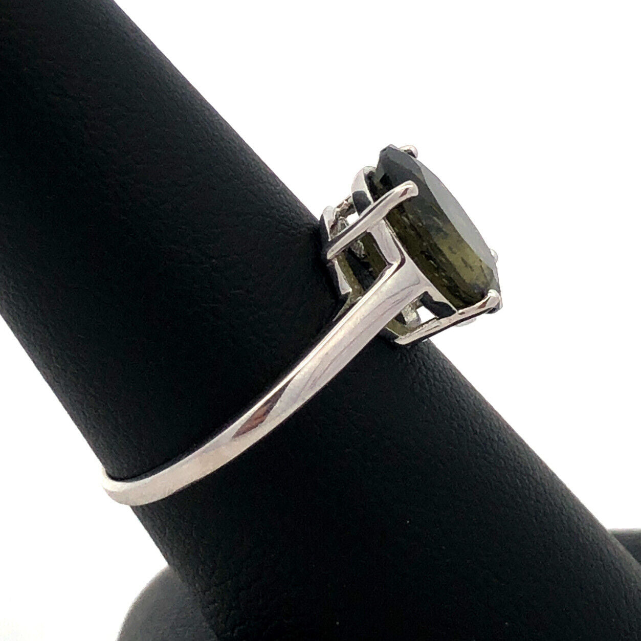 Designer TGGC 925 Sterling Silver Oval Green Tourmaline Solitaire Ring