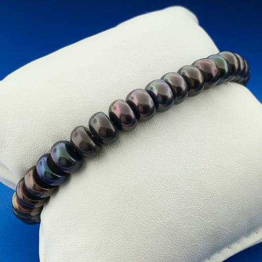 10k Yellow Gold Black Button Pearl Bracelet 8"