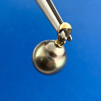 Designer 18K Yellow Gold Black Gray Pearl Solitaire Charm Pendant 9.8mm