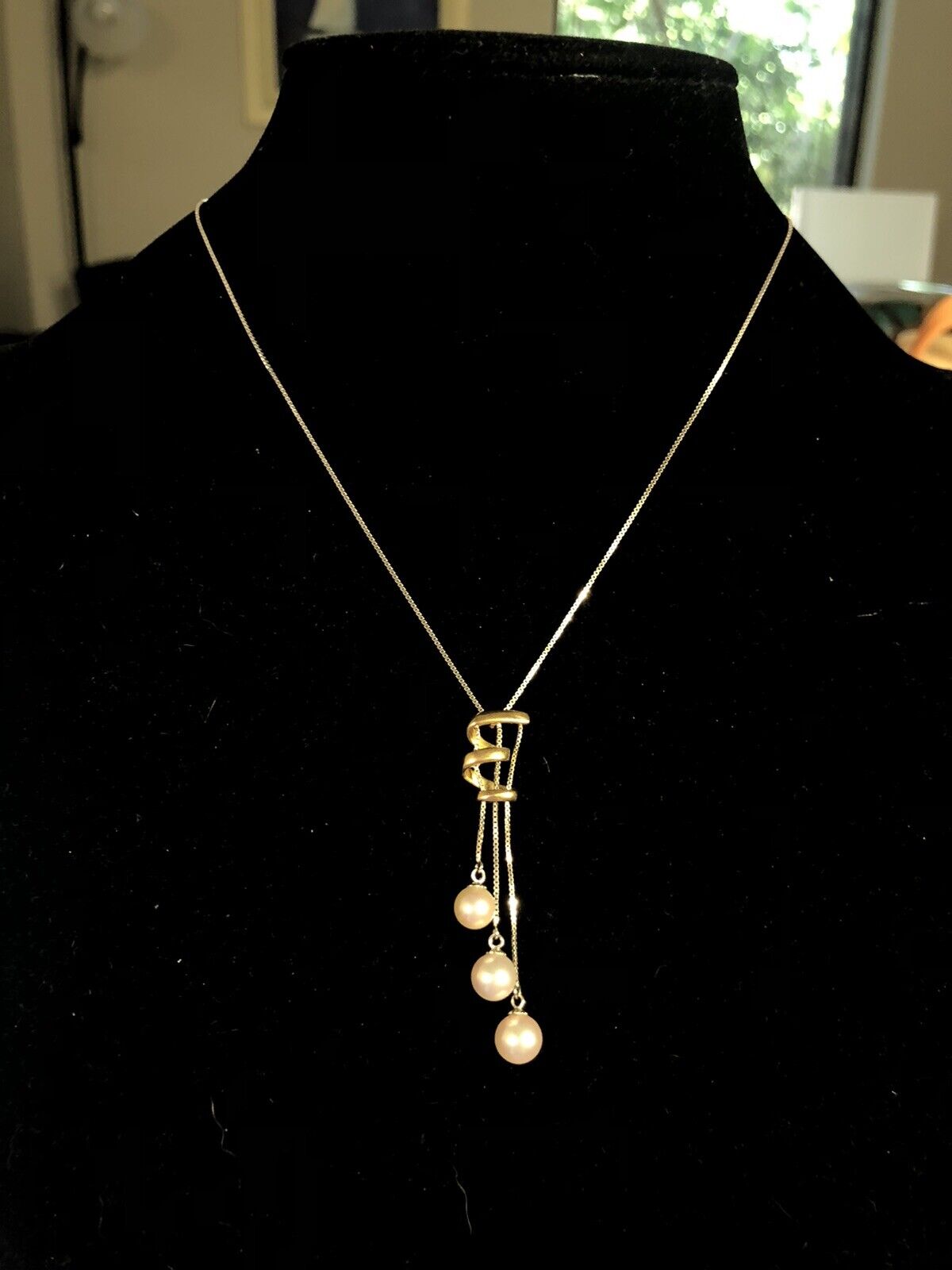 Designer 18K White Yellow Gold Pearl Trio Modernist Abstract Two Toned Necklace