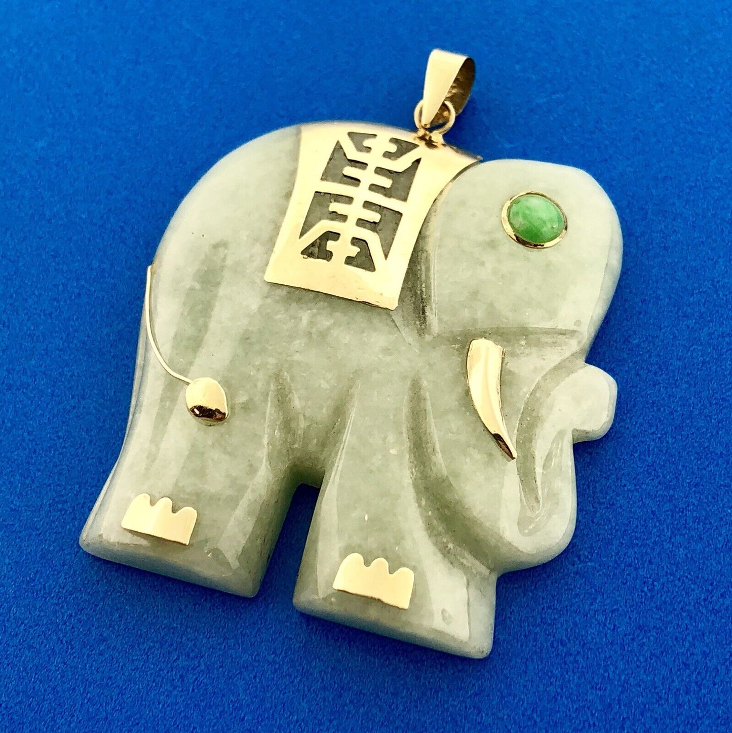 Vintage 14k Yellow Gold Jade Jadeite Chrysoprase Elephant Statement Pendant