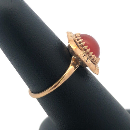 Vintage Designer 10K Yellow Gold Oval Red Carnelian Cabochon Ring